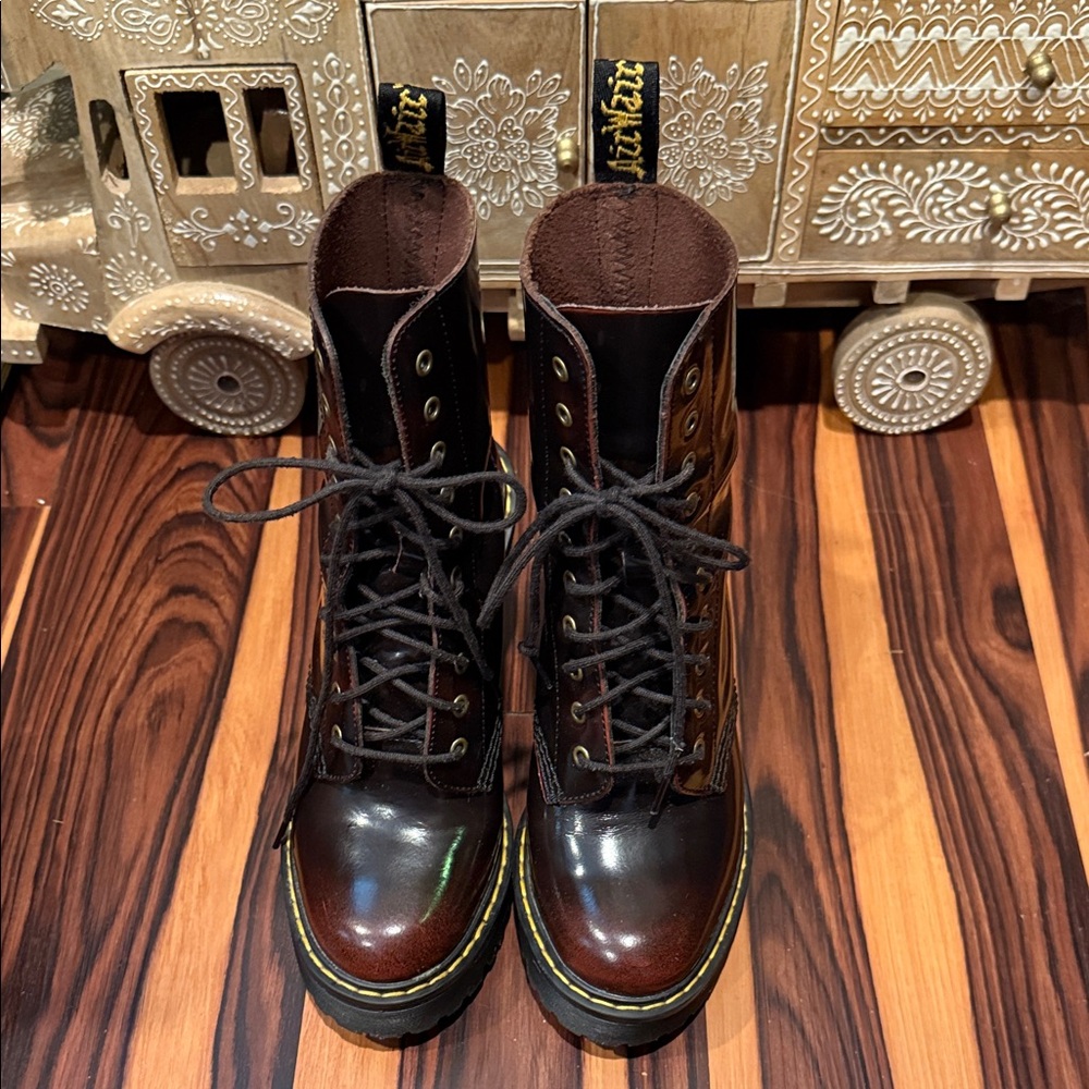 Dr. Martens Kendra Arcadia Leather Heeled Boots Size 5